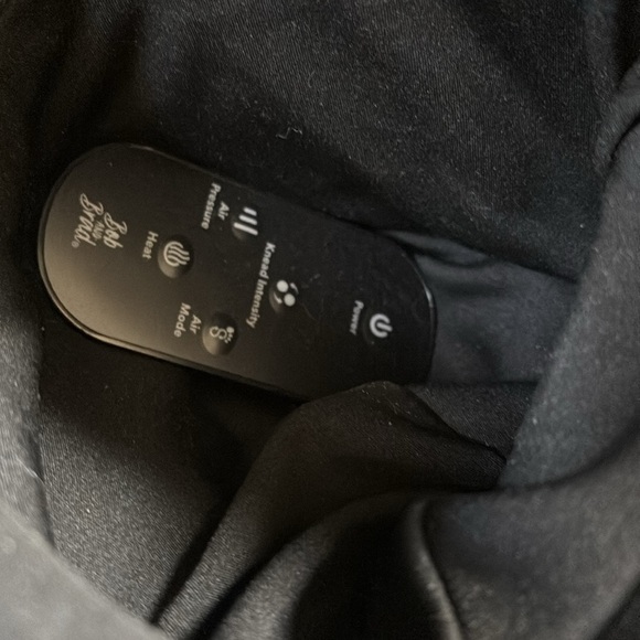 EUC-Bob and Brad Foot Massager Machine with Heat and Remote - Picture 7 of 8